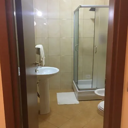 Matis Center Apartament * Tirana